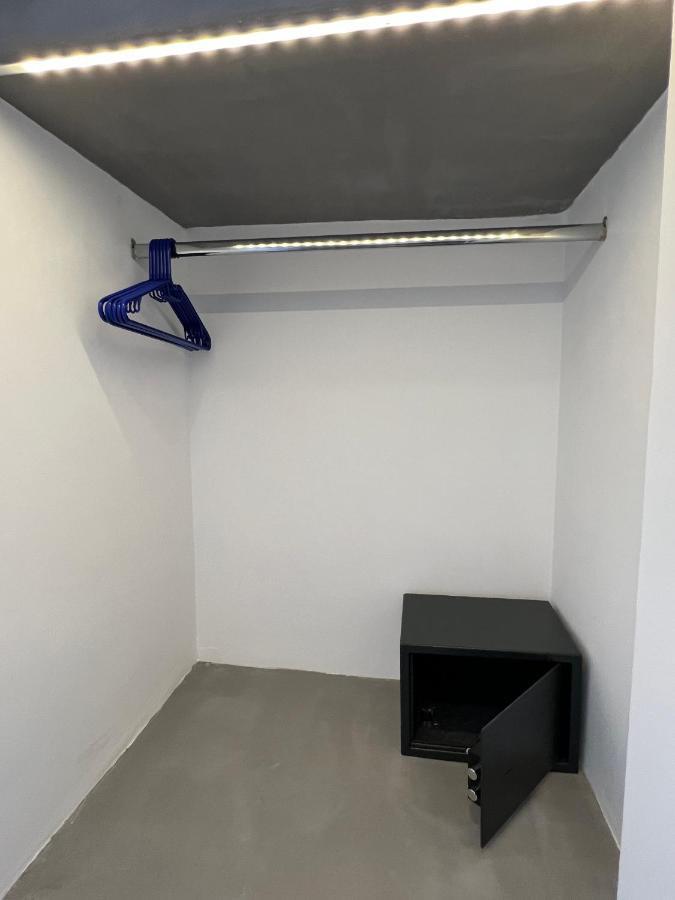 White Lily Suites & Lofts - Adults Only 16 Plus Perivolos  Exteriör bild