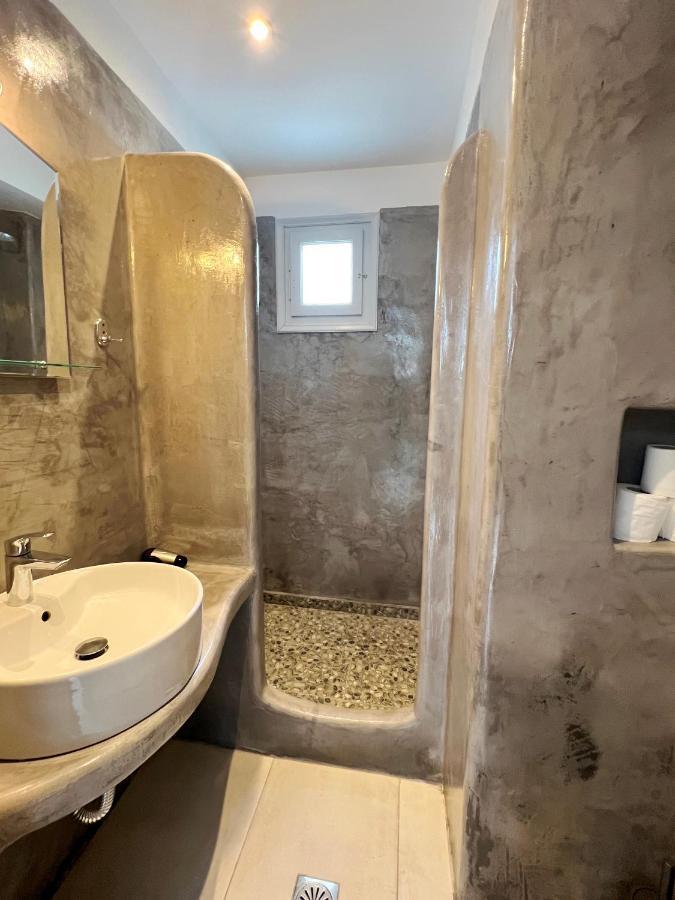 White Lily Suites & Lofts - Adults Only 16 Plus Perivolos  Exteriör bild