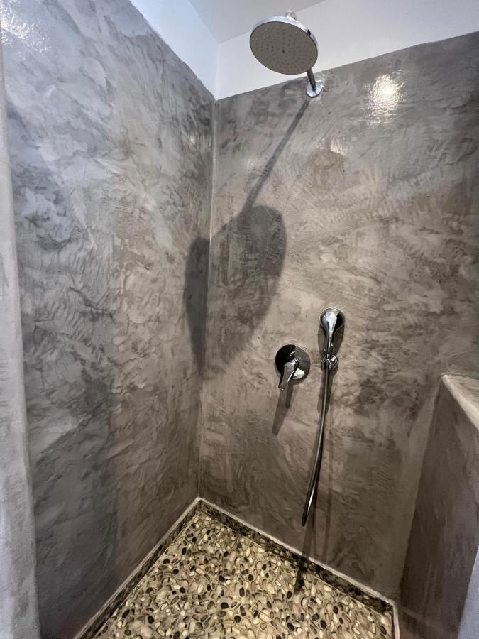 White Lily Suites & Lofts - Adults Only 16 Plus Perivolos  Exteriör bild